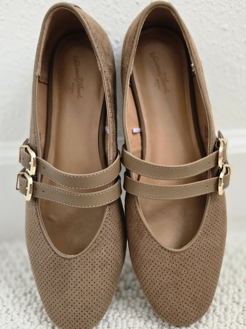 Universal Thread Brown Perforated Double Buckle Mary Jane Flats - Size 9